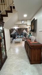 Blk 533 Hougang Avenue 6 (Hougang), HDB Executive #591959301